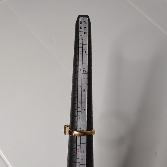 Gold Tone And Clear Stone Ring Size 7.75 - Picture 14 of 14